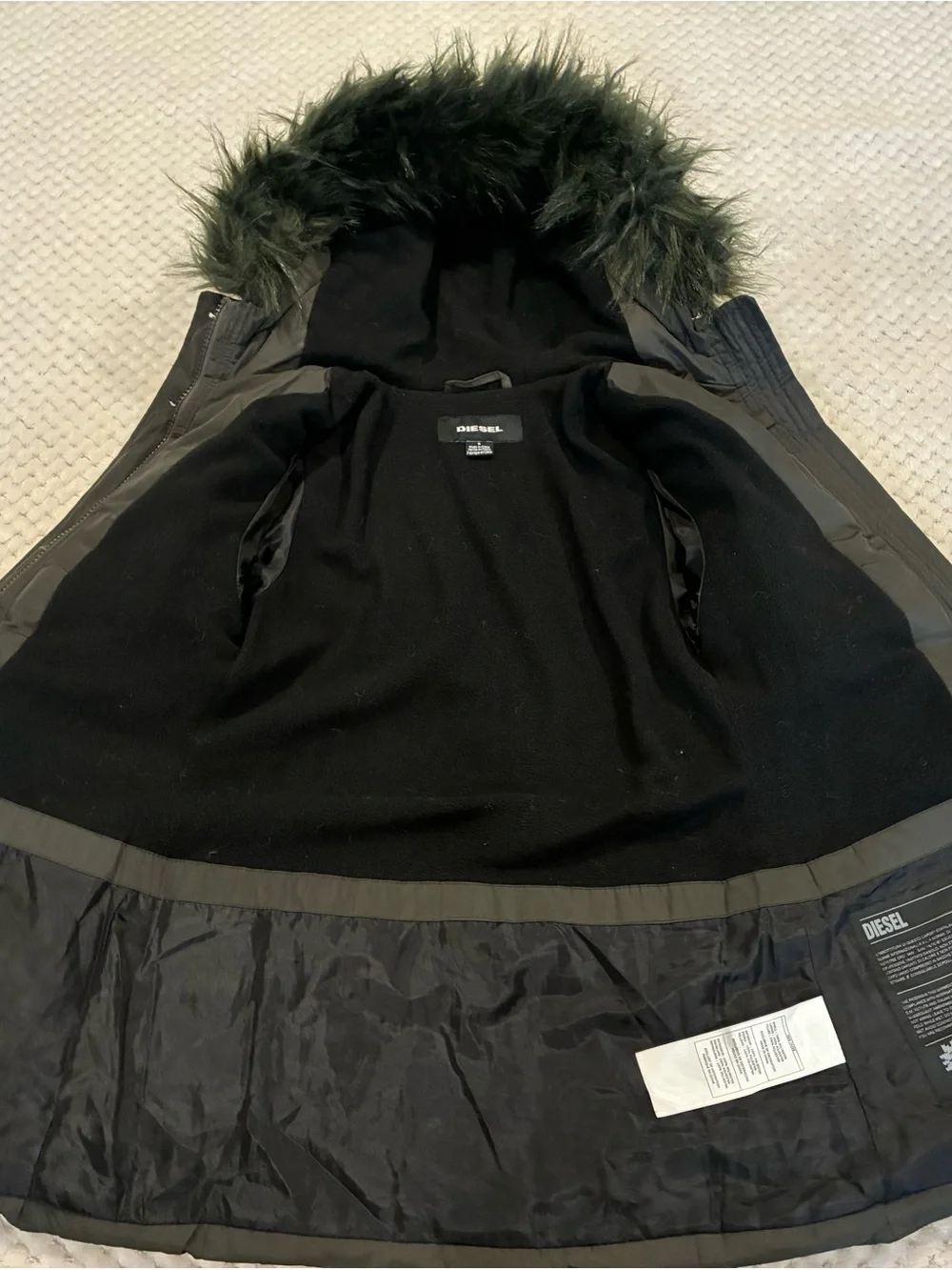 Teenager Girl Dark Green Hooded Puffer Coat with Faux Fur Trim